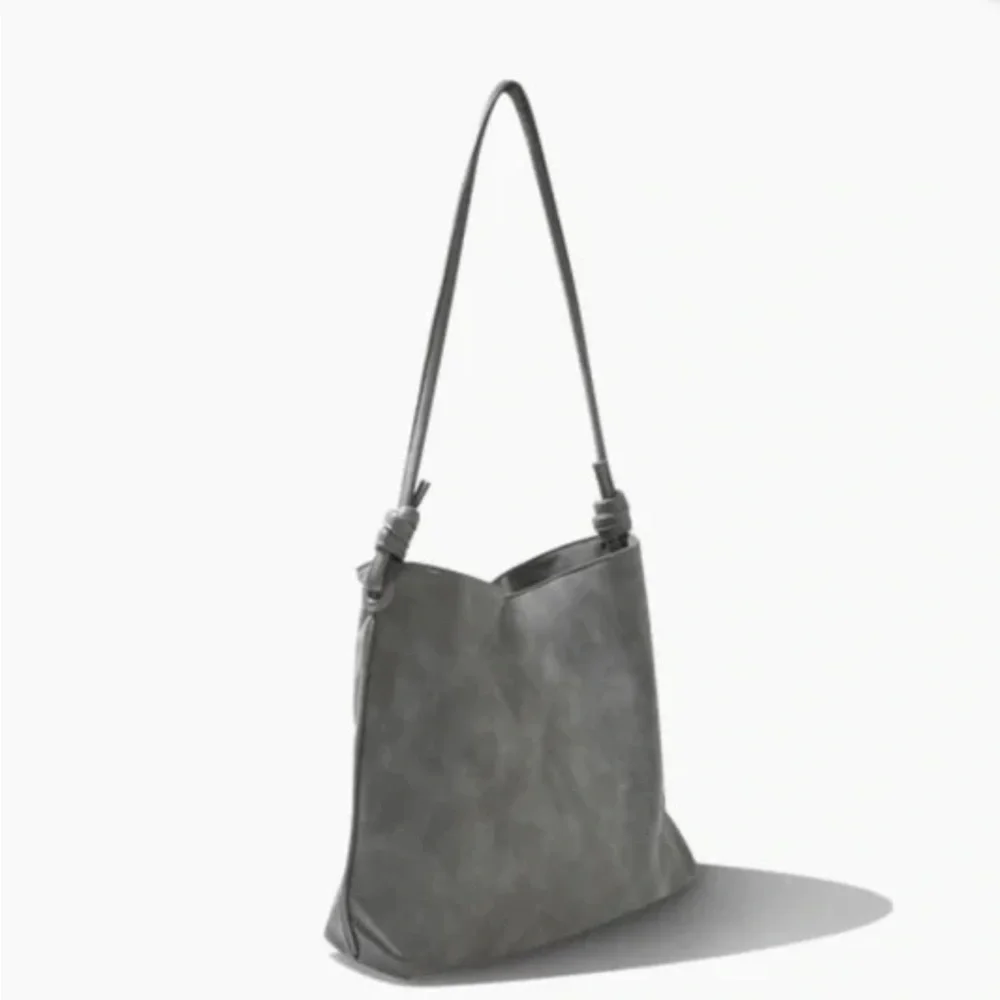 8 Other Reasons Betsy slouch tote in stone